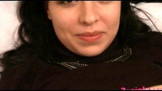 Amateur Silky Clit Massage