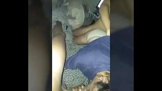 Cornudo Comparte A Su Puta Esposa