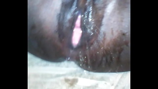 Ebony Pussy Close Up Squirting Scene