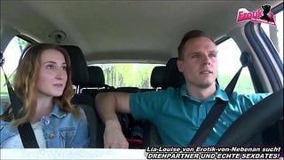 Deutsche Anhalterin Fickt Outdoor Im Auto