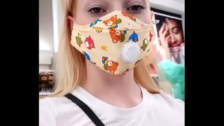 Mostrando A Boceta Em Publico