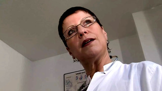 Masturbation at the gynecologist